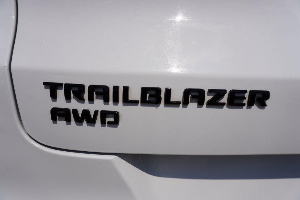 Used 2024 Chevrolet TrailBlazer RS image 27