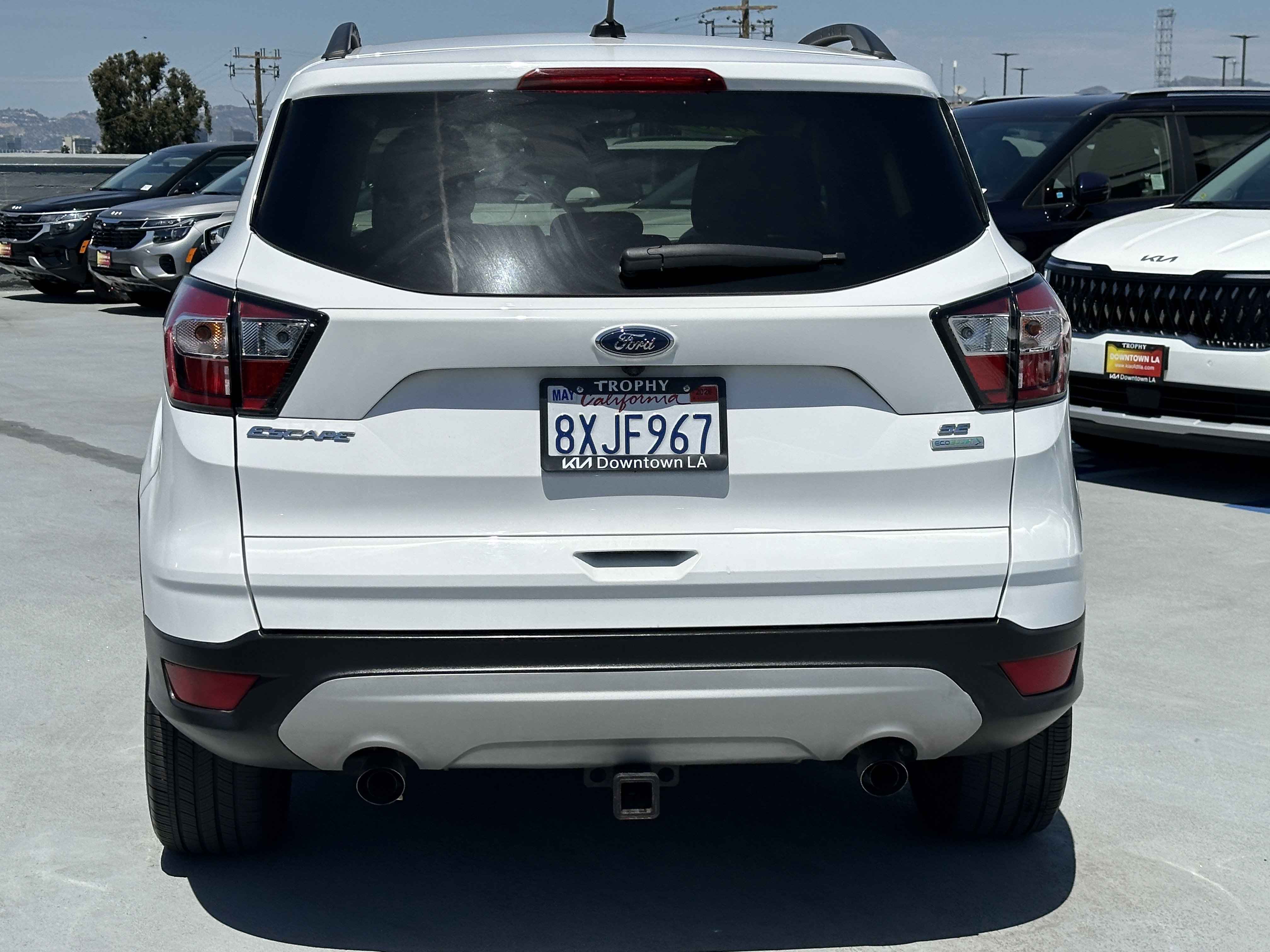 Used 2018 Ford Escape SE FWD image 6