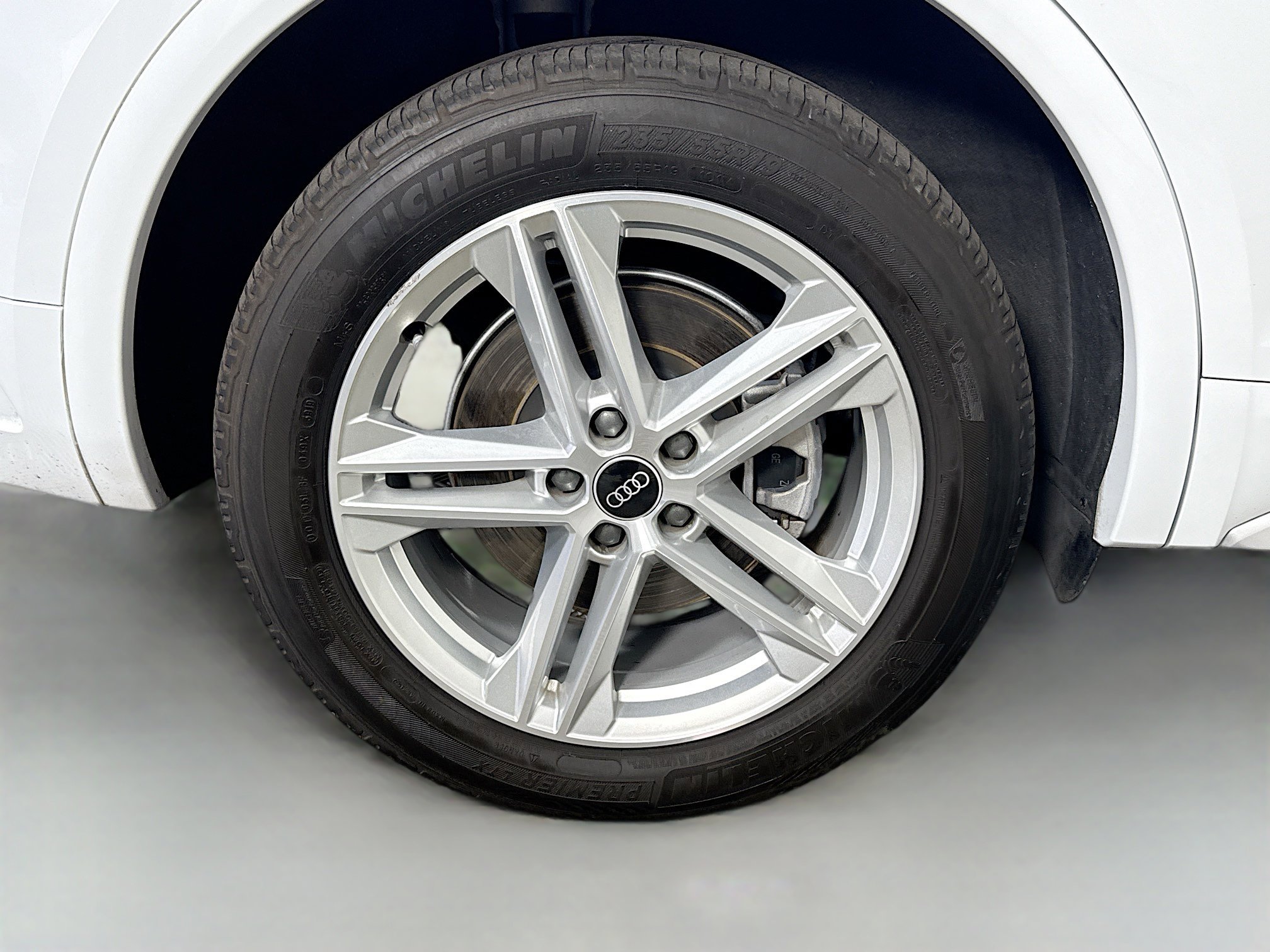 Used 2021 Audi Q5 e Premium Plus w/ Premium Plus Package AWD/4WD image 33