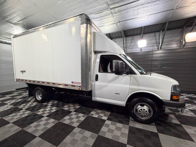 Used 2021 Chevrolet Express 3500 w/ Power Convenience Package image 9