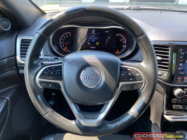 Certified 2021 Jeep Grand Cherokee Laredo X AWD/4WD image 16
