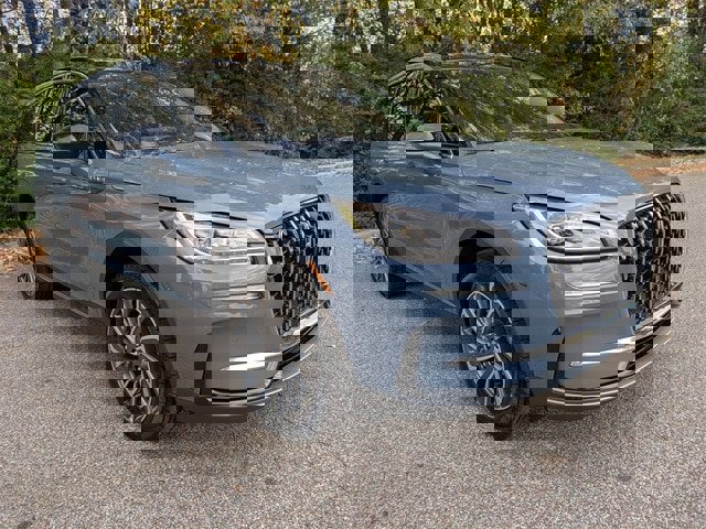 New 2026 Lincoln Corsair Reserve image 4