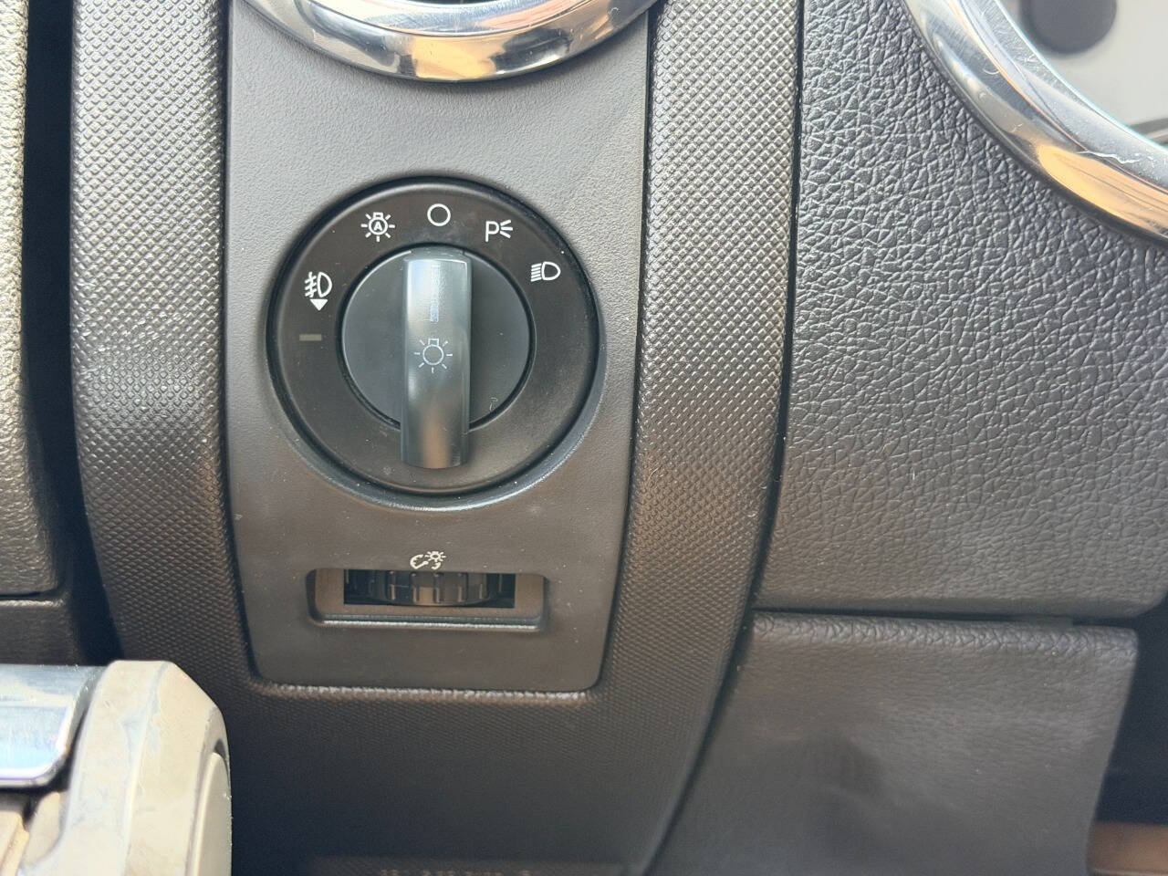Used 2008 Ford Explorer Sport Trac XLT RWD image 28