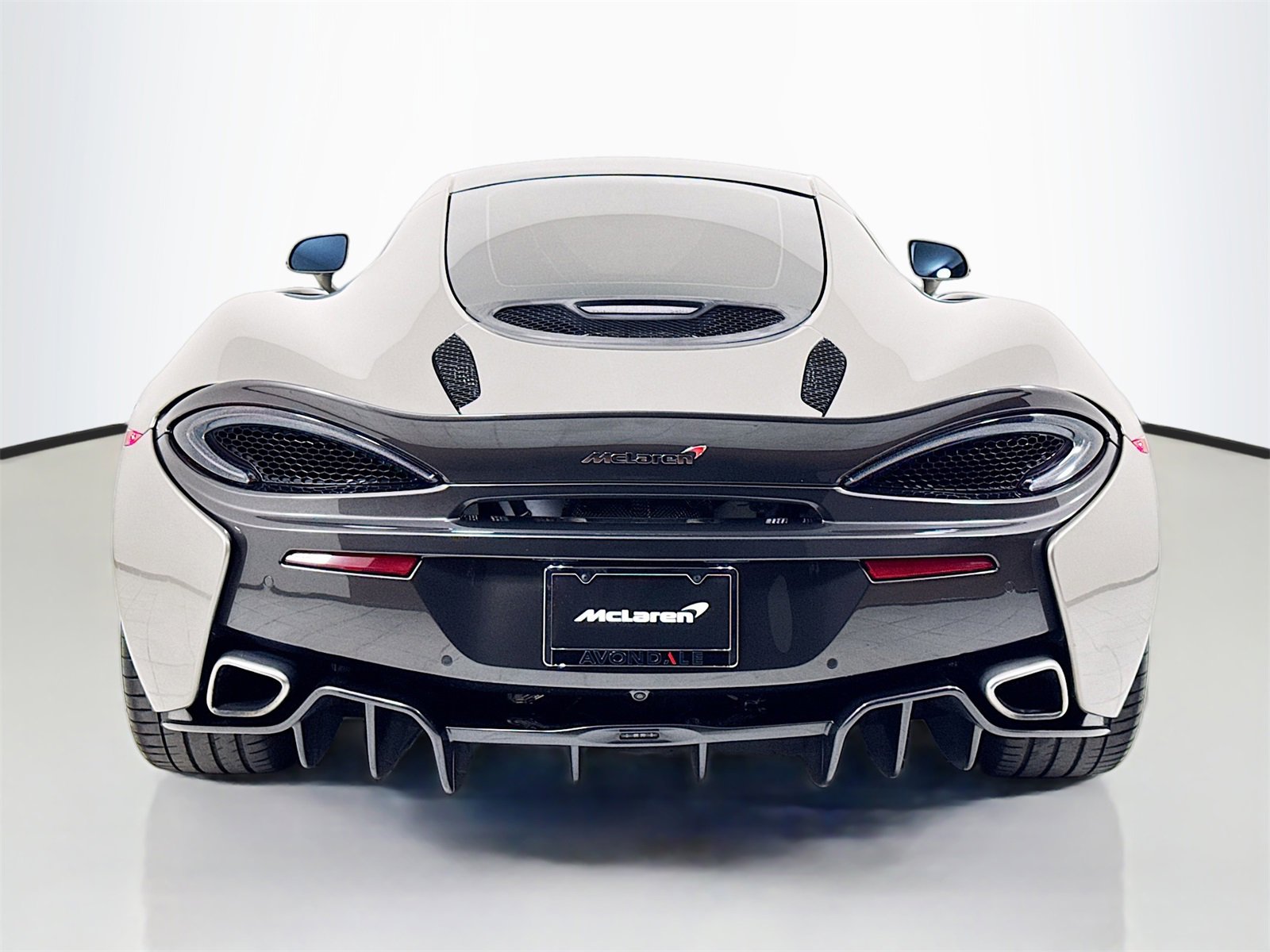 Used 2017 McLaren 570S Base image 6