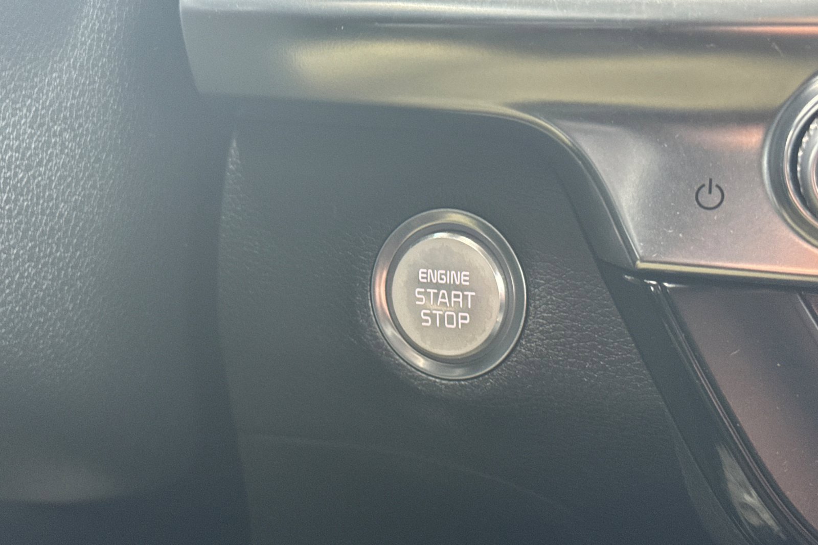 Used 2022 Kia Telluride LX image 26