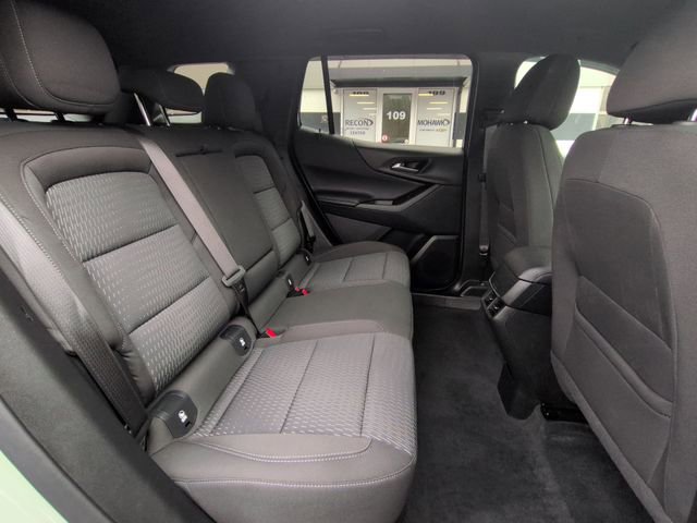 Used 2025 Chevrolet Equinox LT image 26