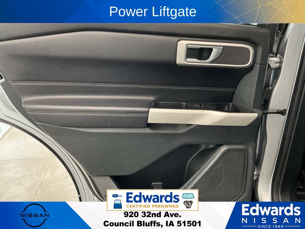 Used 2021 Ford Explorer XLT w/ Equipment Group 202A AWD/4WD image 16