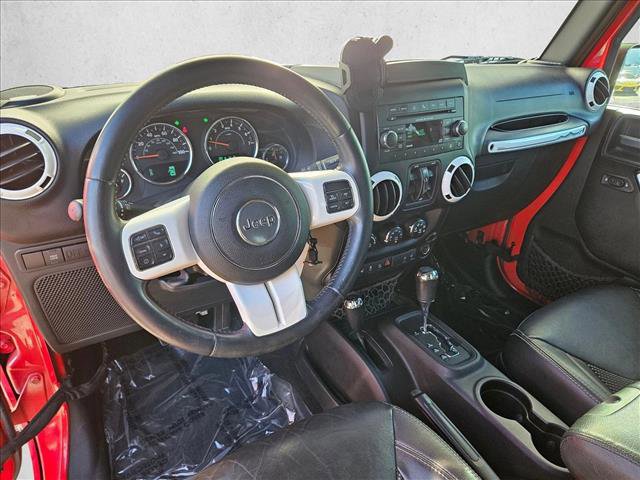 Used 2015 Jeep Wrangler Unlimited Sahara image 17