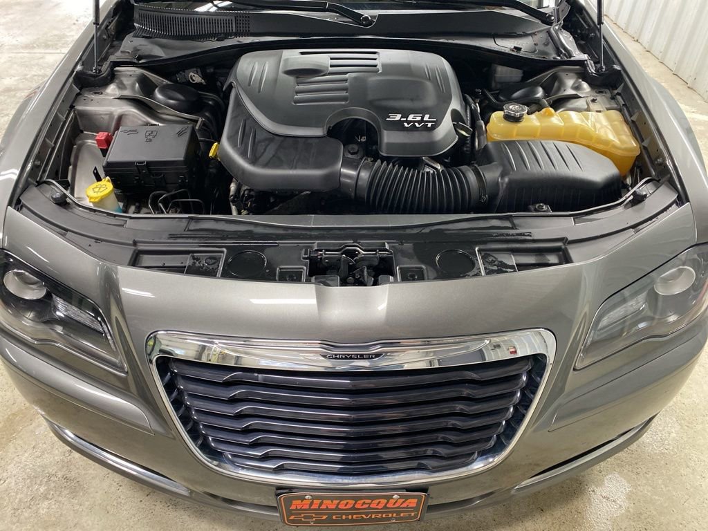 Used 2012 Chrysler 300 S w/ Luxury Group AWD/4WD image 41
