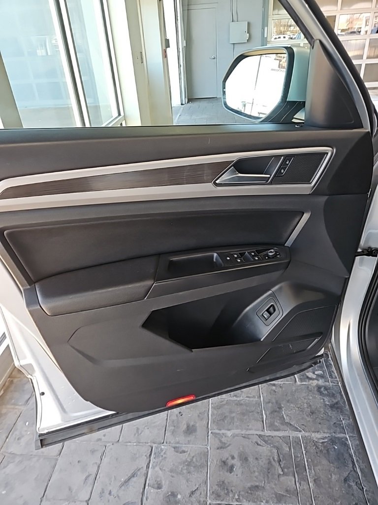 Used 2018 Volkswagen Atlas SEL image 29