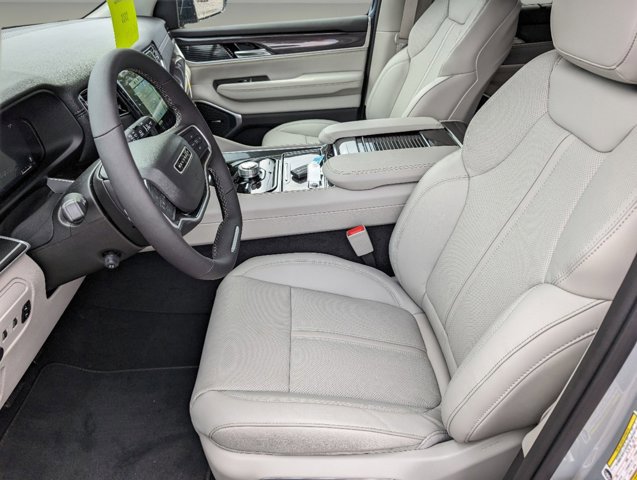 New 2024 Jeep Wagoneer 4WD w/ Convenience Group I image 14