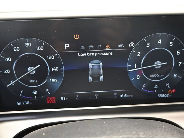 Used 2025 Kia Seltos EX FWD image 23