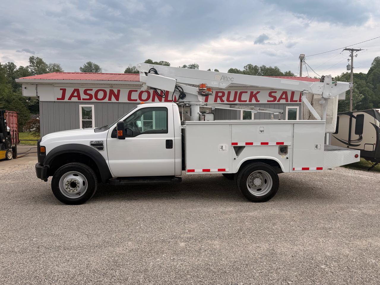 Used 2008 Ford F450 XLT RWD image 1
