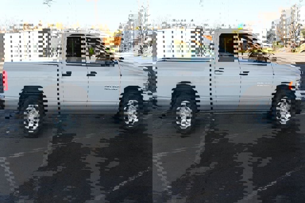 Used 2004 Dodge Ram 2500 Truck SLT w/ Trailer Tow Group image 5