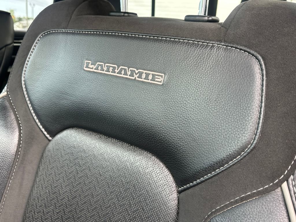 Used 2020 RAM 1500 Laramie AWD/4WD image 10