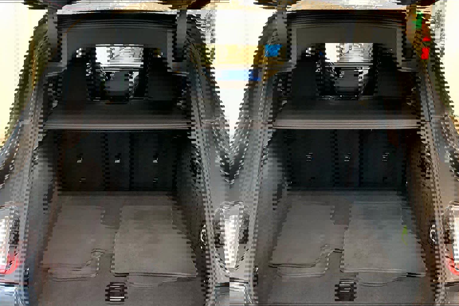 Certified 2024 BMW iX xDrive50 w/ Sport Package image 30