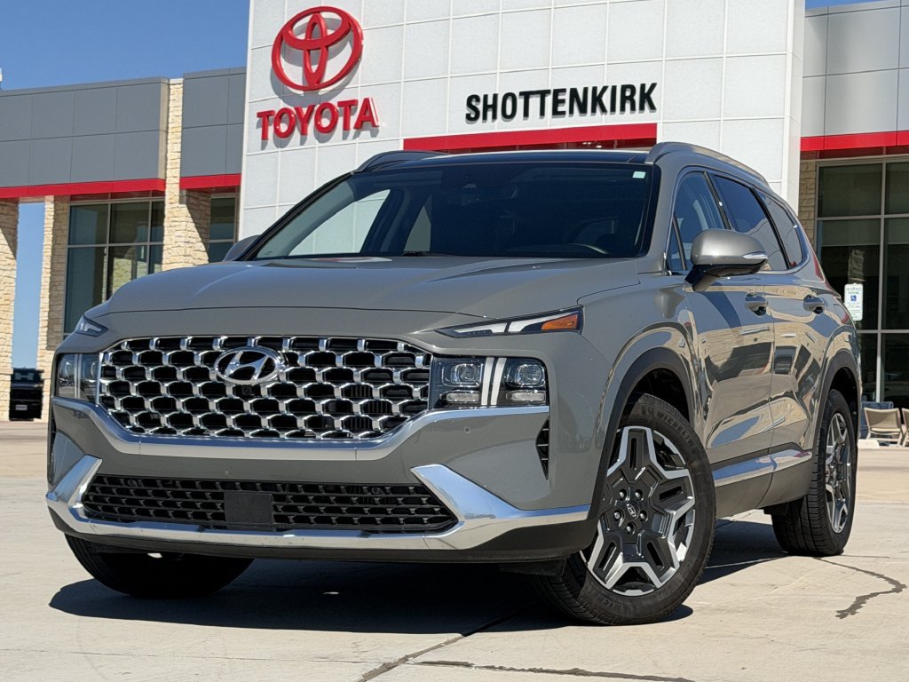 Used 2022 Hyundai Santa Fe Limited FWD image 2