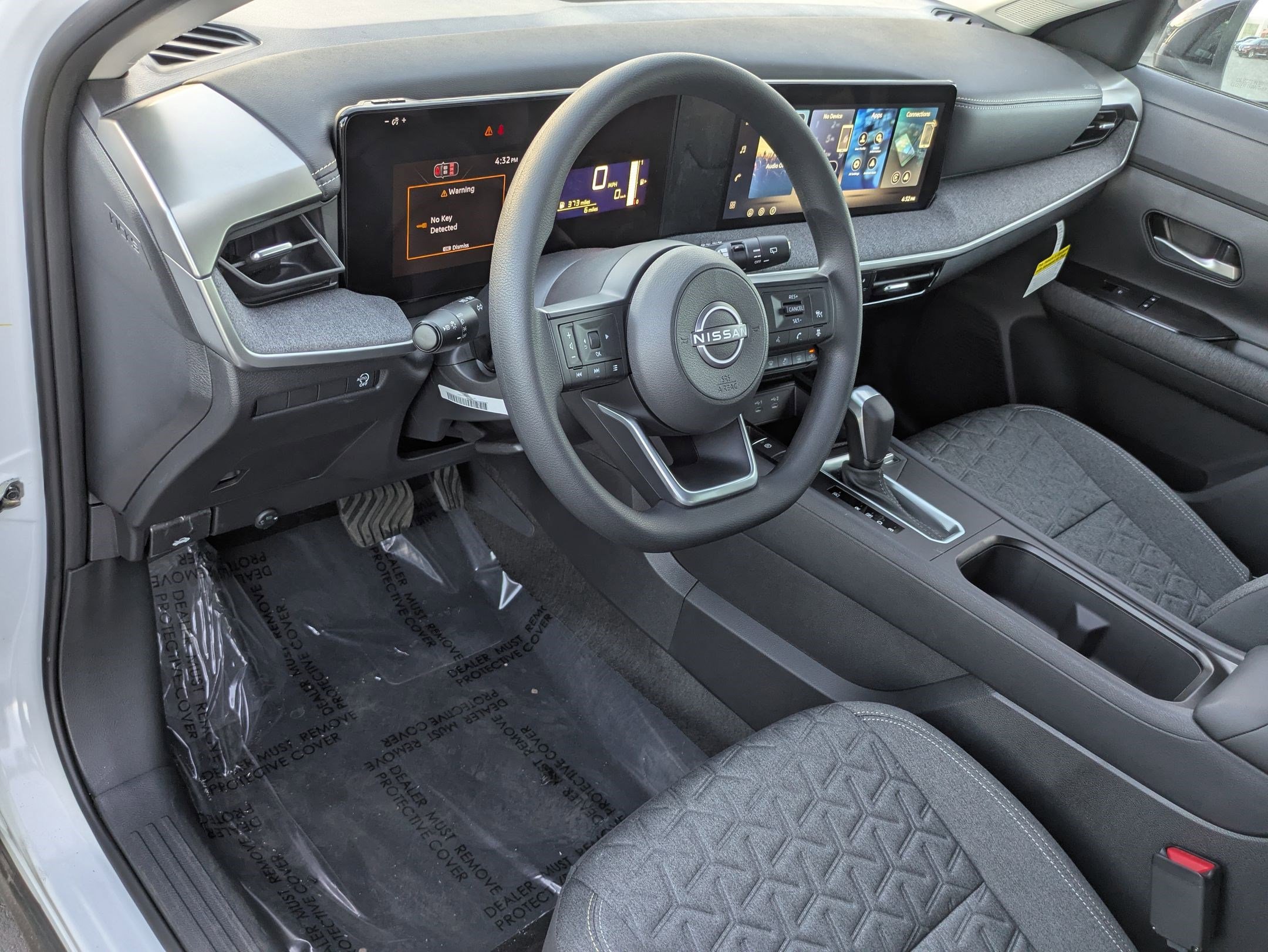 New 2026 Nissan Kicks SV w/ SV Premium Package FWD image 2