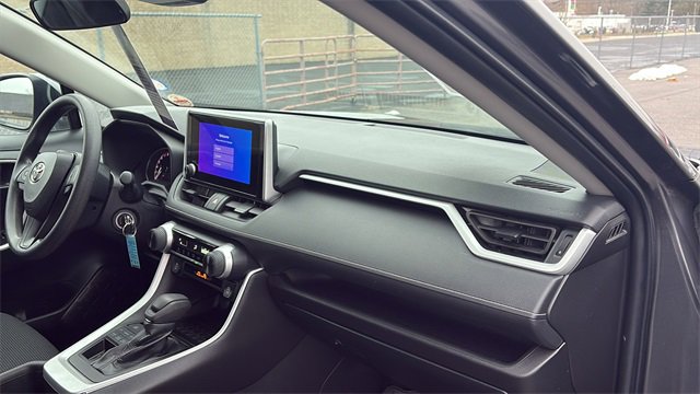 Certified 2023 Toyota RAV4 LE image 27