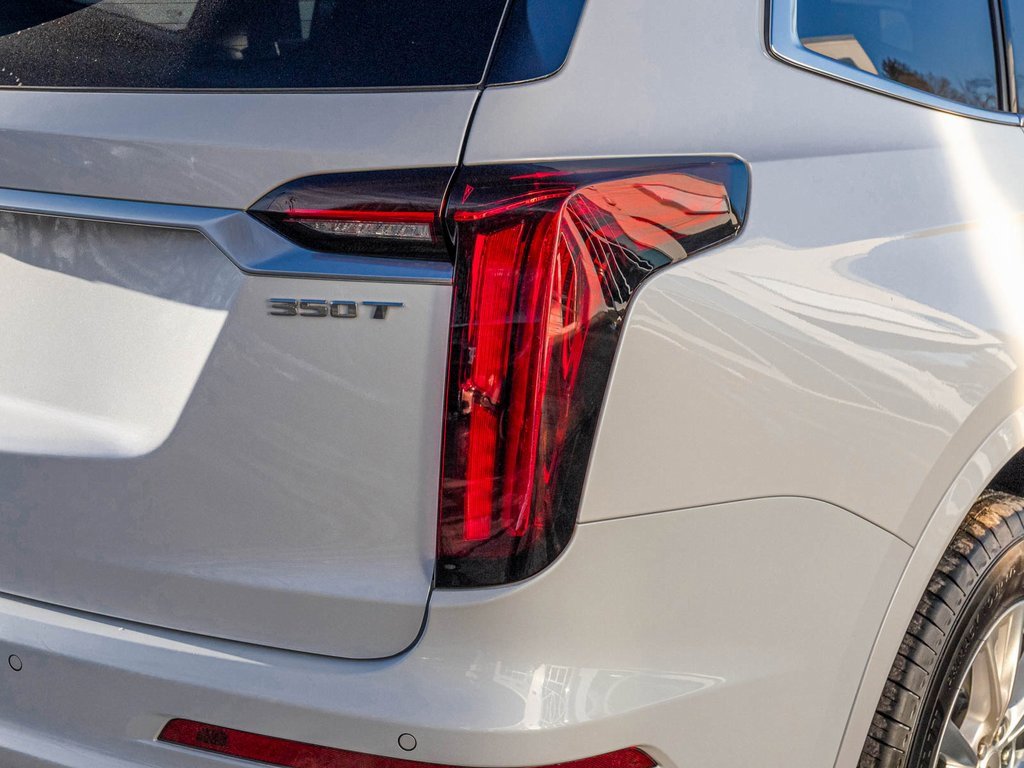 Used 2024 Cadillac XT6 Luxury image 37