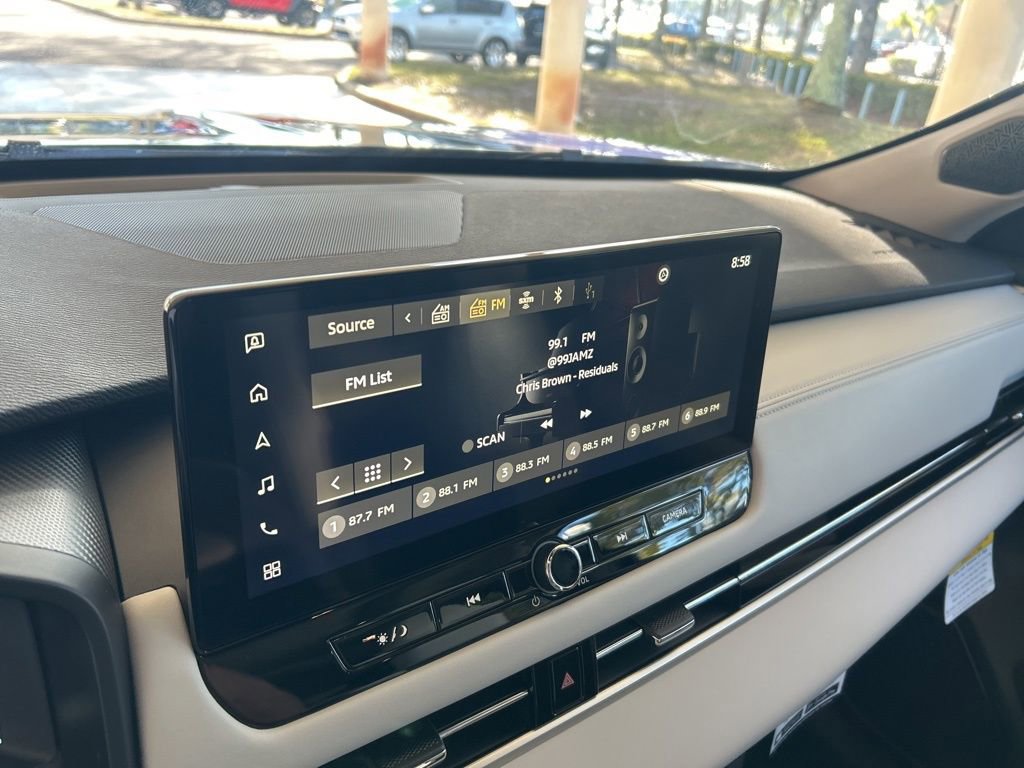 New 2026 Mitsubishi Outlander SE image 7