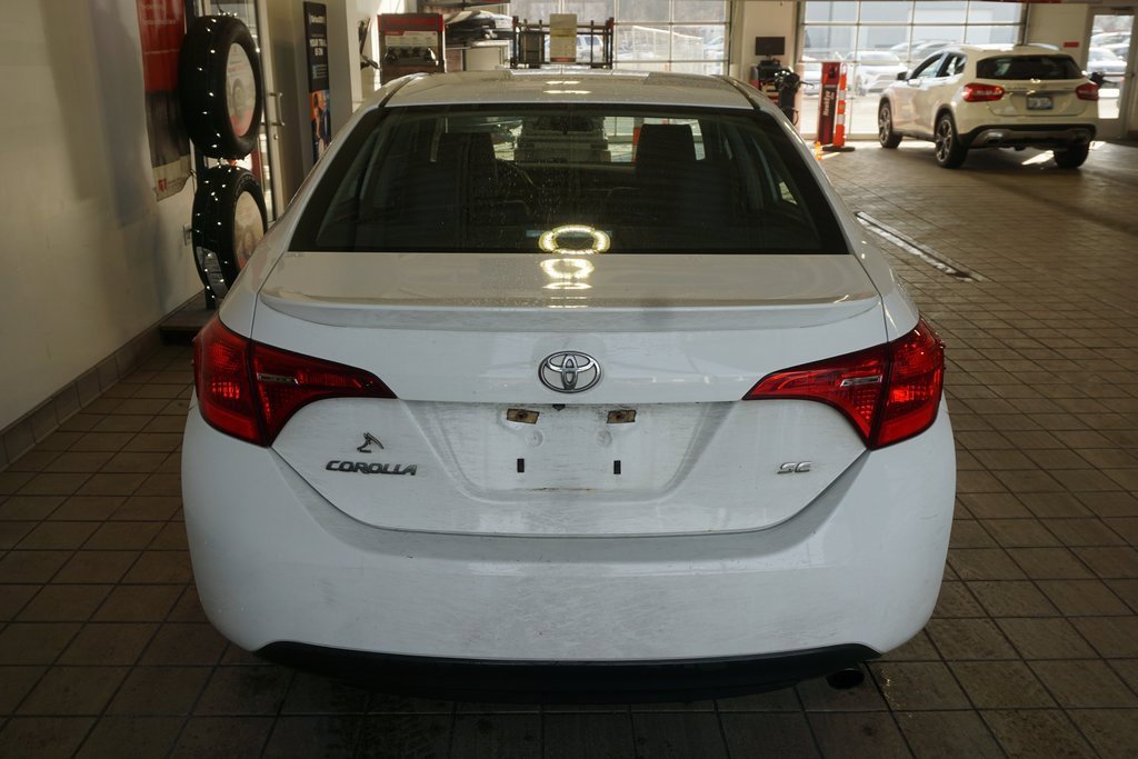 Used 2017 Toyota Corolla SE image 12