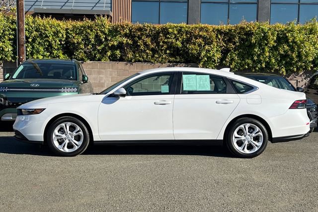 Used 2025 Honda Accord LX image 10