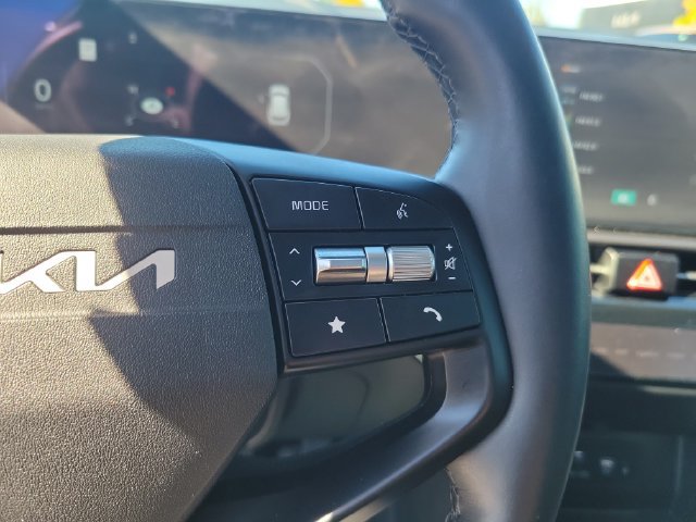 Certified 2026 Kia Sportage SX FWD image 19
