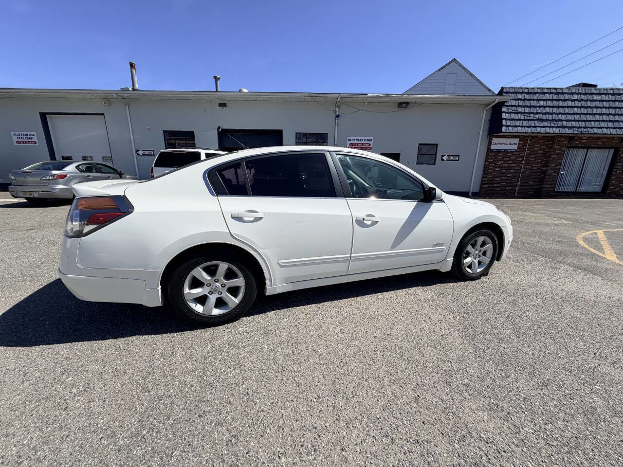 Used 2007 Nissan Altima Hybrid Sedan w/ Convenience Pkg image 7