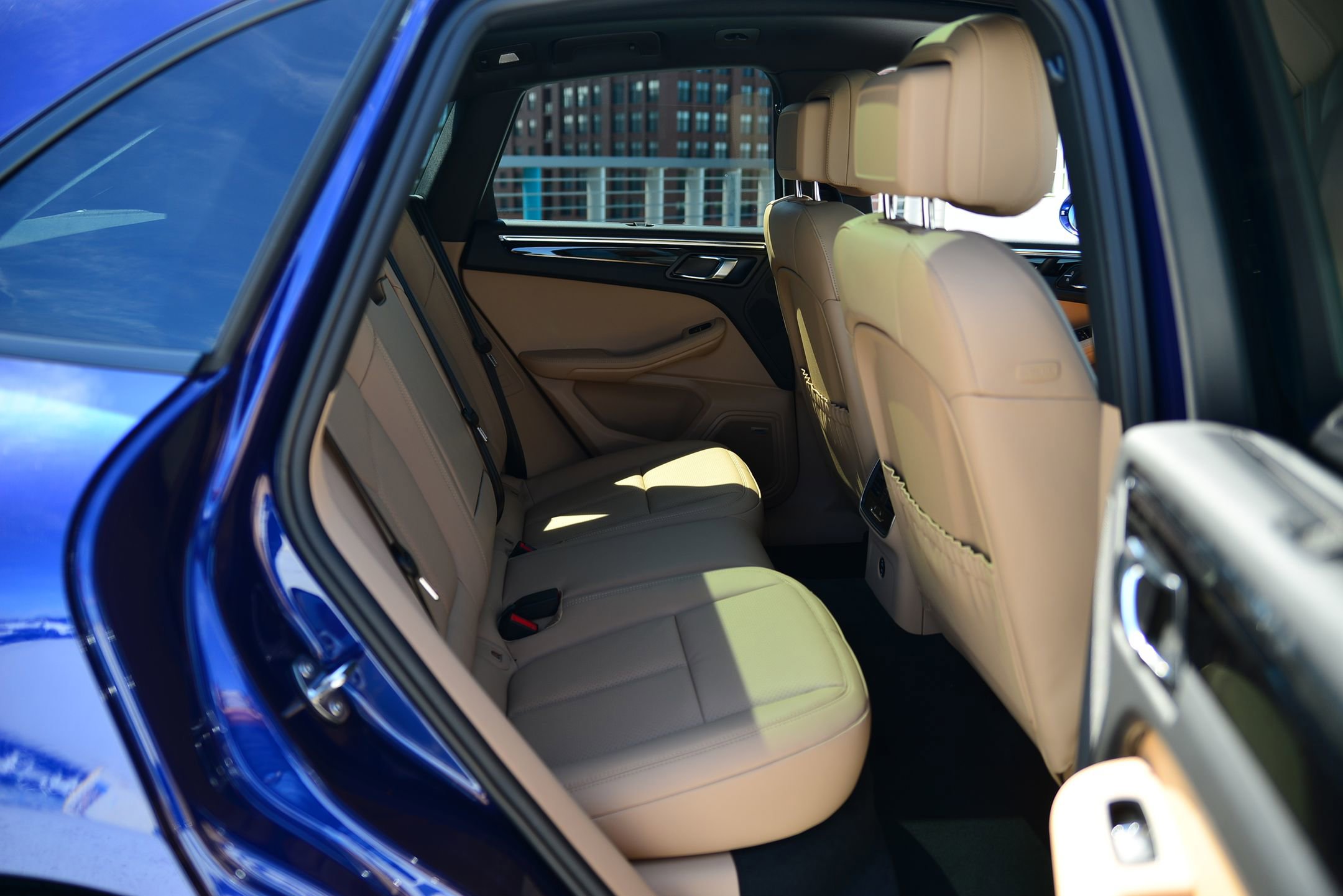 Certified 2026 Porsche Macan image 23