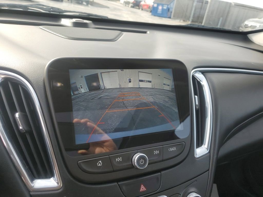 Used 2016 Chevrolet Malibu Hybrid w/ Leather Package image 22