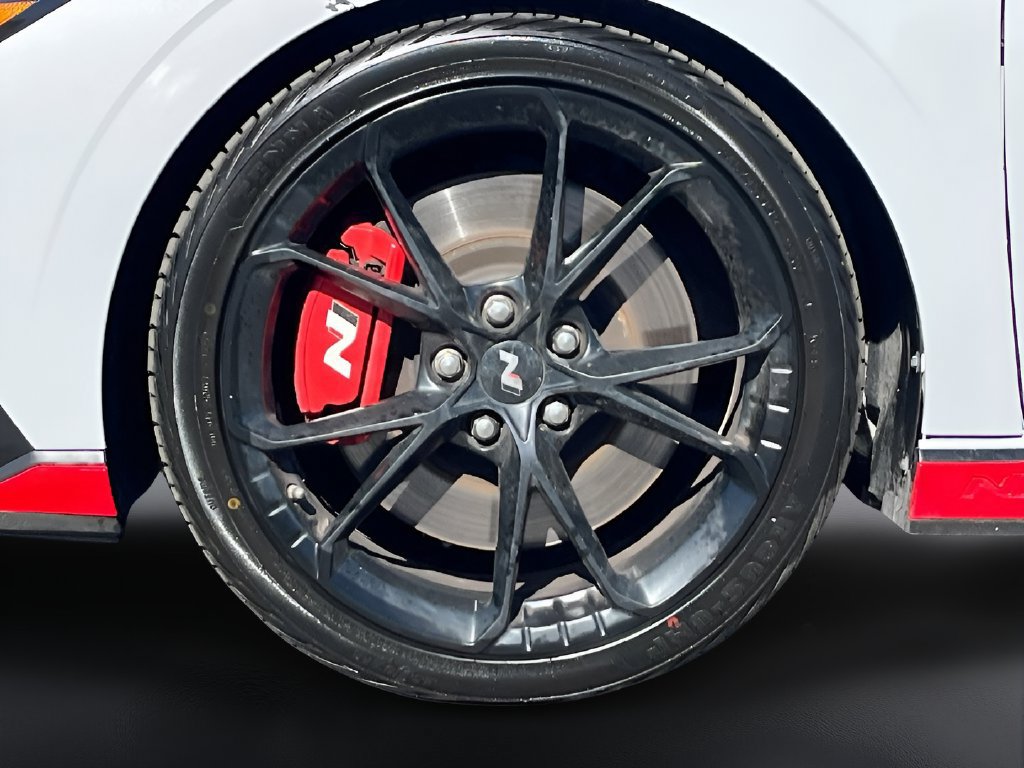 Used 2025 Hyundai Elantra N FWD image 33