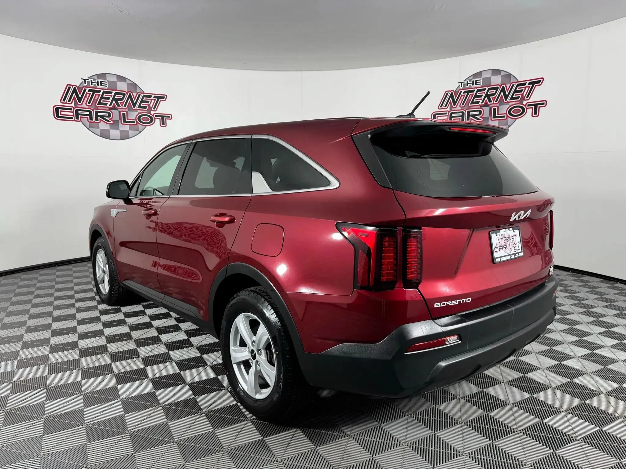 Used 2023 Kia Sorento LX FWD image 5