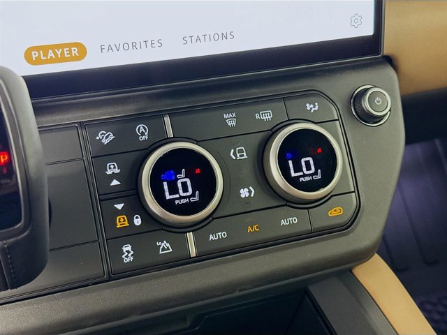 New 2026 Land Rover Defender 110 S image 18