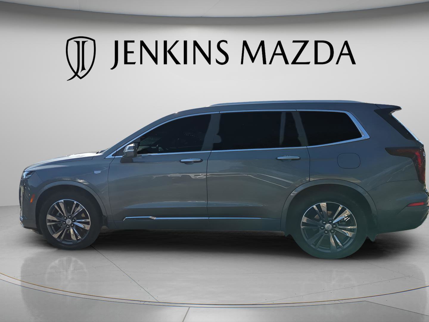 Used 2021 Cadillac XT6 Premium Luxury FWD image 5