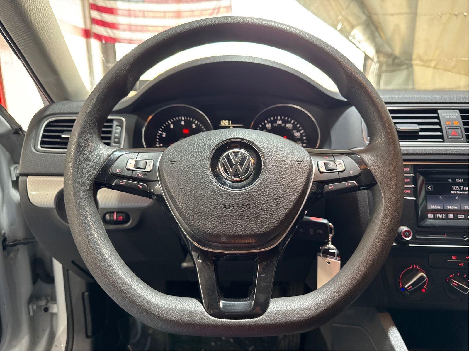 Used 2017 Volkswagen Jetta S FWD image 15