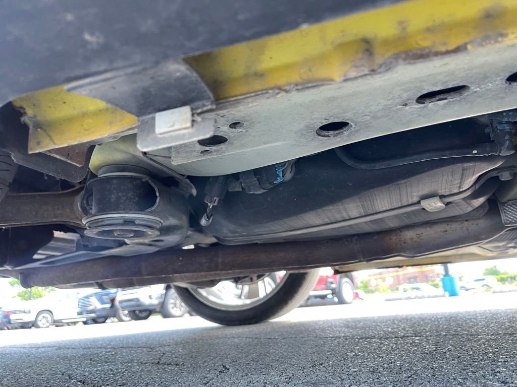 Used 2010 Chevrolet Camaro LT w/ LPO, Ground Effects Package RWD image 15