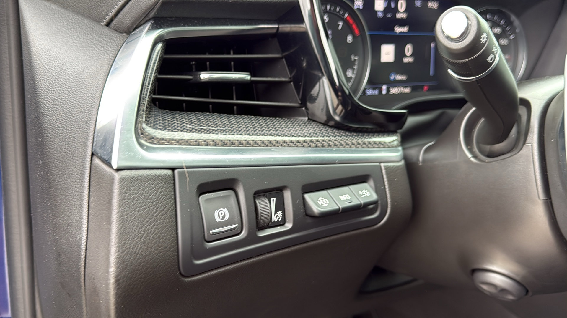 Certified 2024 Cadillac XT5 Sportv w/ Technology Package image 13