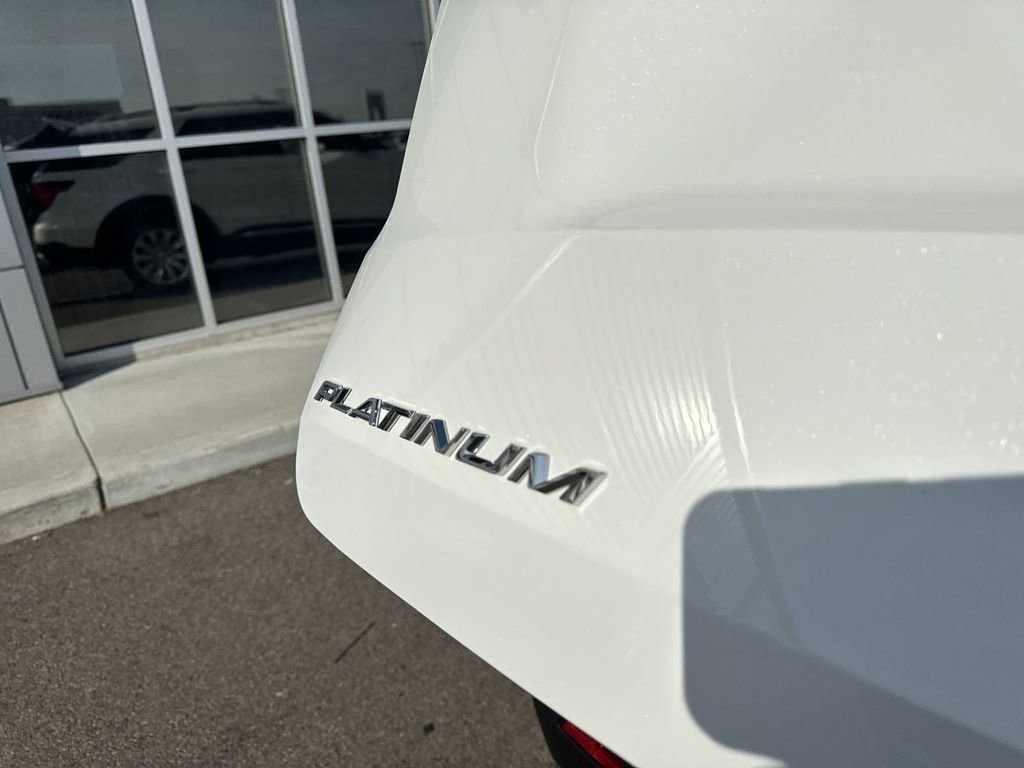 New 2025 Ford Explorer Platinum w/ LUX Leather Package image 28
