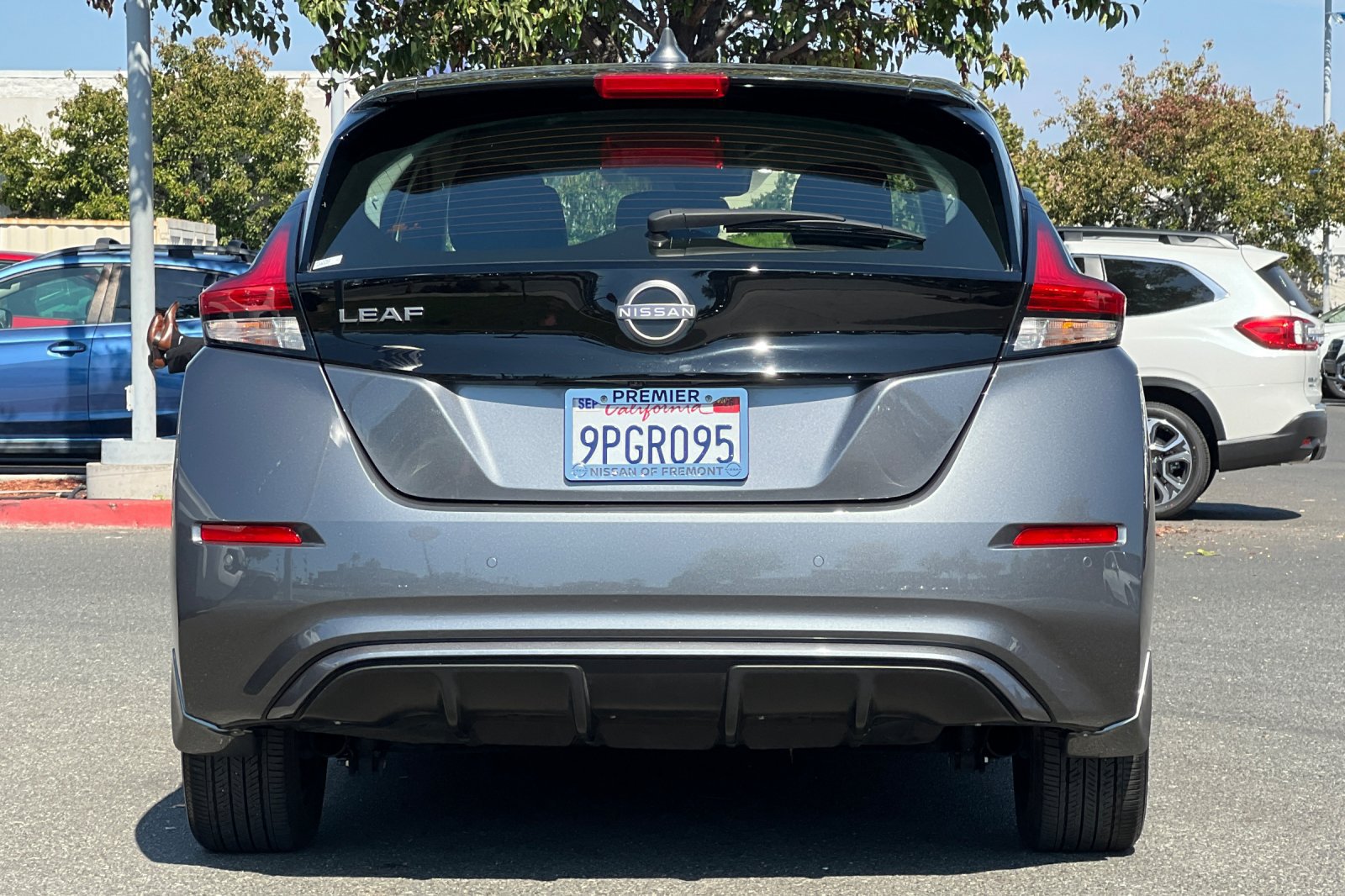 Certified 2025 Nissan Leaf S FWD image 5