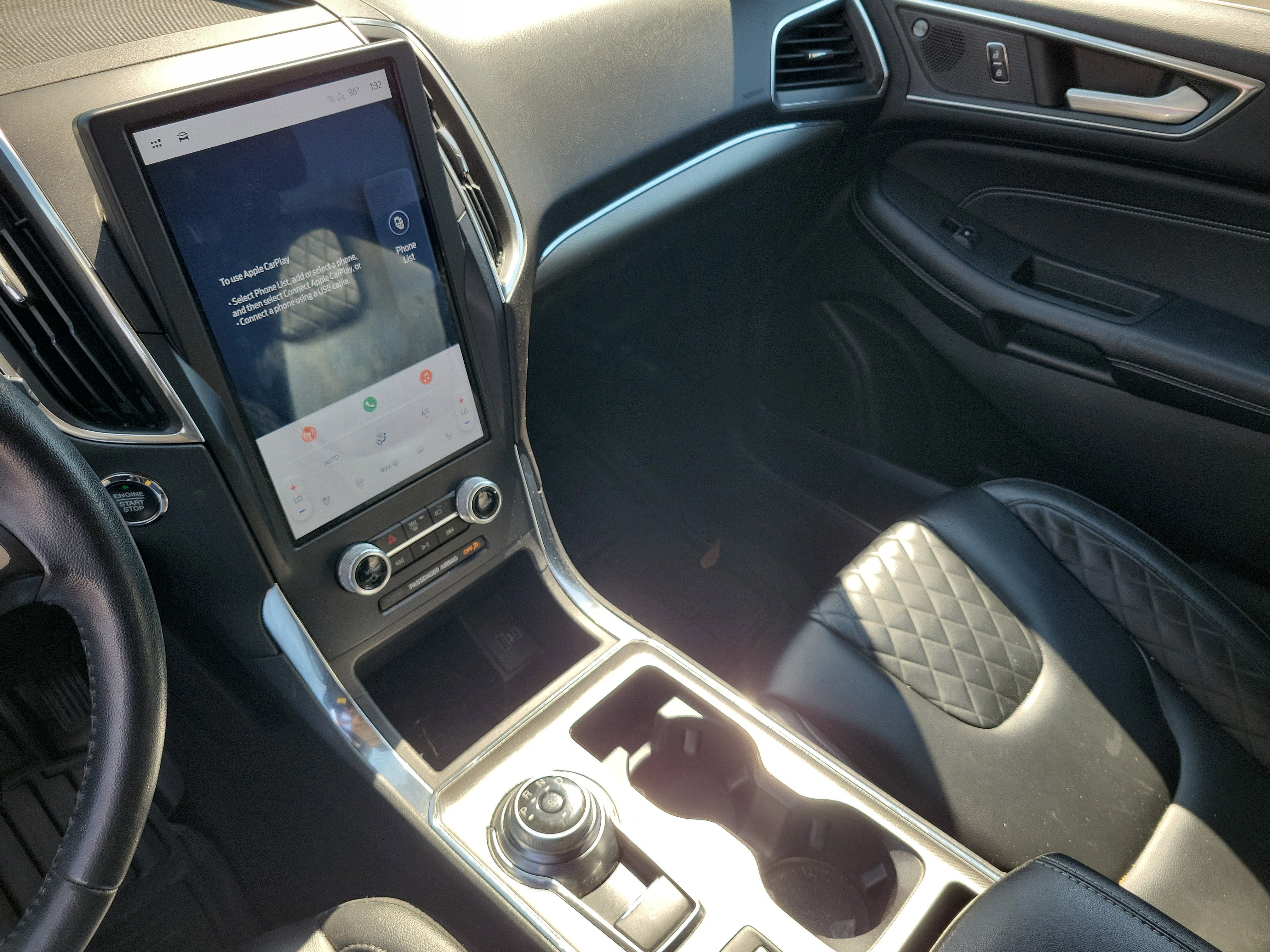 Used 2023 Ford Edge Titanium image 25