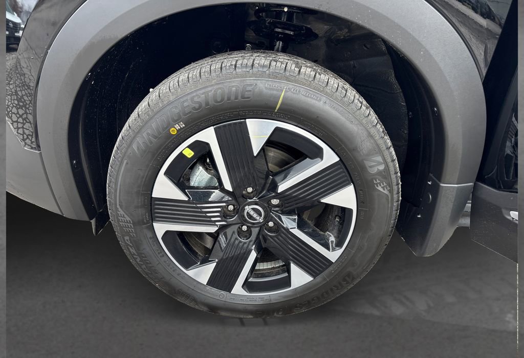 New 2026 Nissan Kicks SV w/ Cold Weather Package image 11
