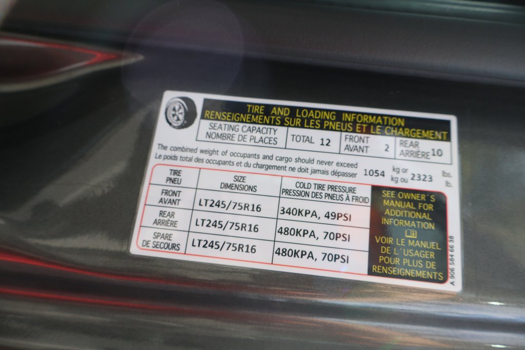 Used 2018 Mercedes-Benz Sprinter 2500 image 44