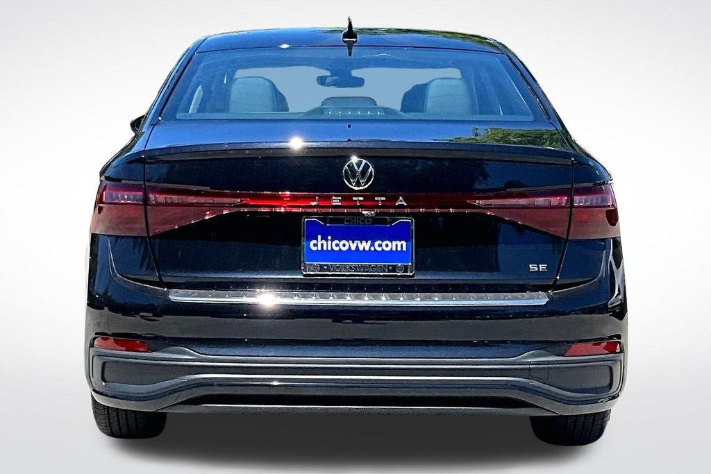 New 2026 Volkswagen Jetta SE FWD image 3