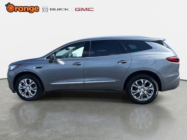 Used 2020 Buick Enclave Avenir w/ Avenir Technology Package FWD image 6