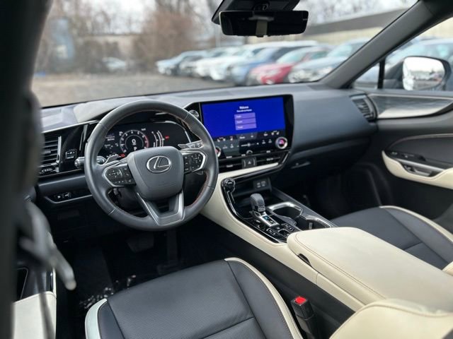 Used 2023 Lexus NX 350 AWD image 18