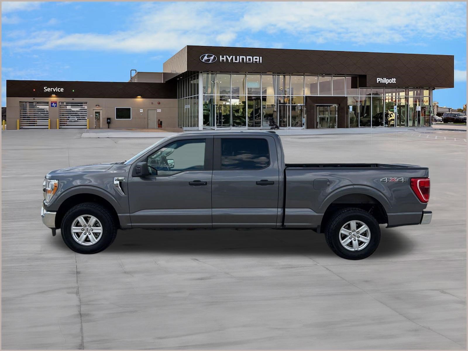 Used 2021 Ford F150 XLT AWD/4WD image 2