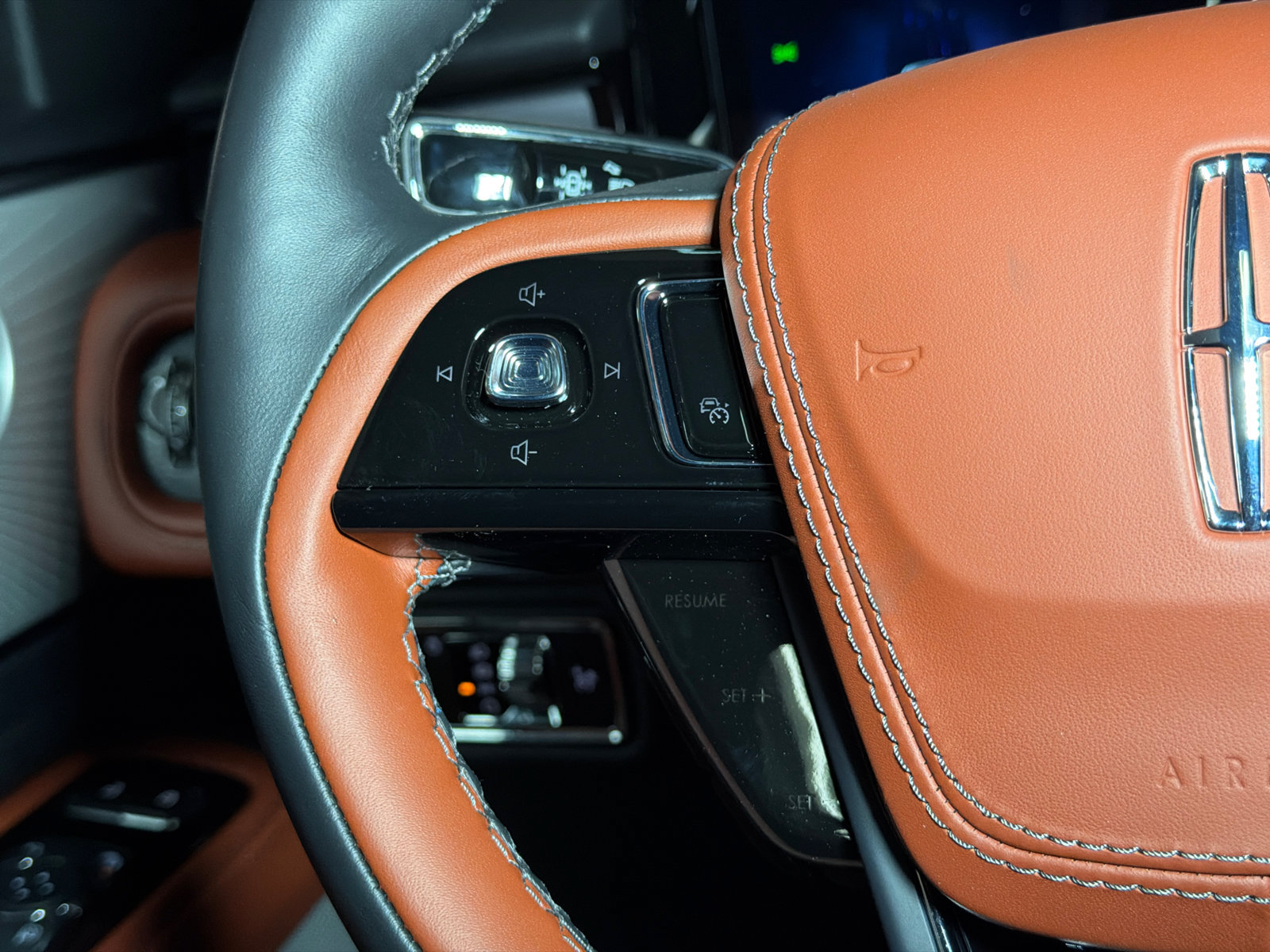 New 2027 Lincoln Aviator Reserve AWD/4WD image 26