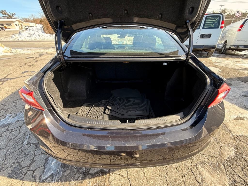 Used 2023 Chevrolet Malibu LT image 13