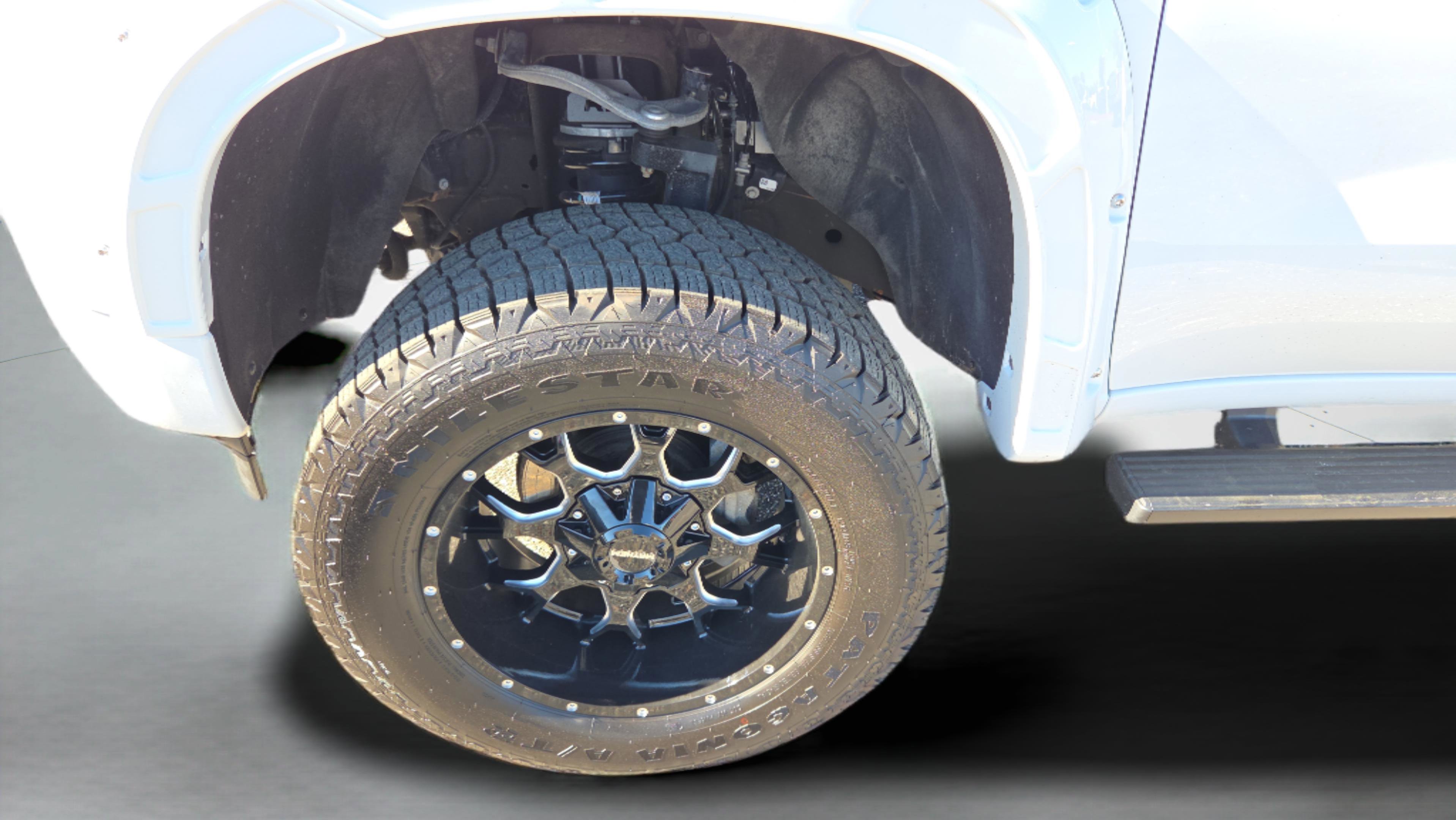 Used 2024 Chevrolet Silverado 1500 RST w/ Max Trailering Package image 10